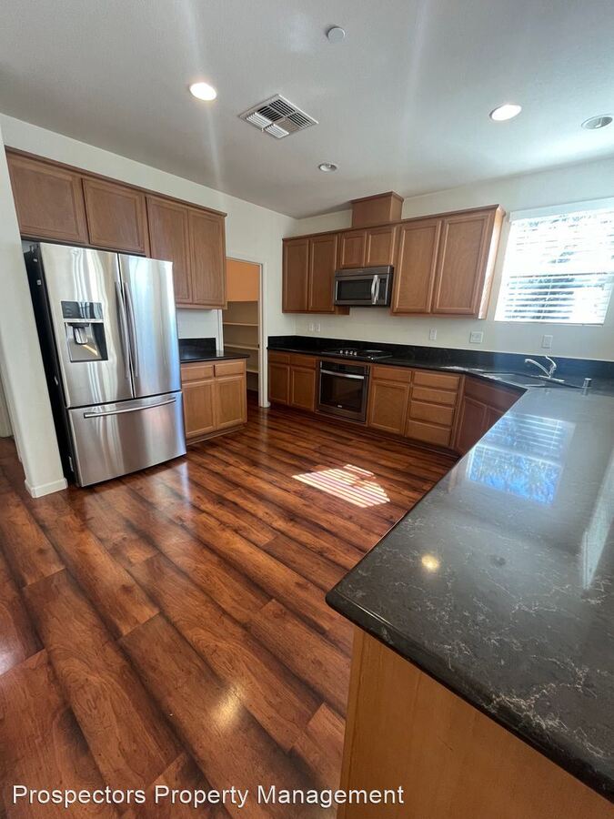 54 Caspian Way Gilroy, CA House for Rent Rentable