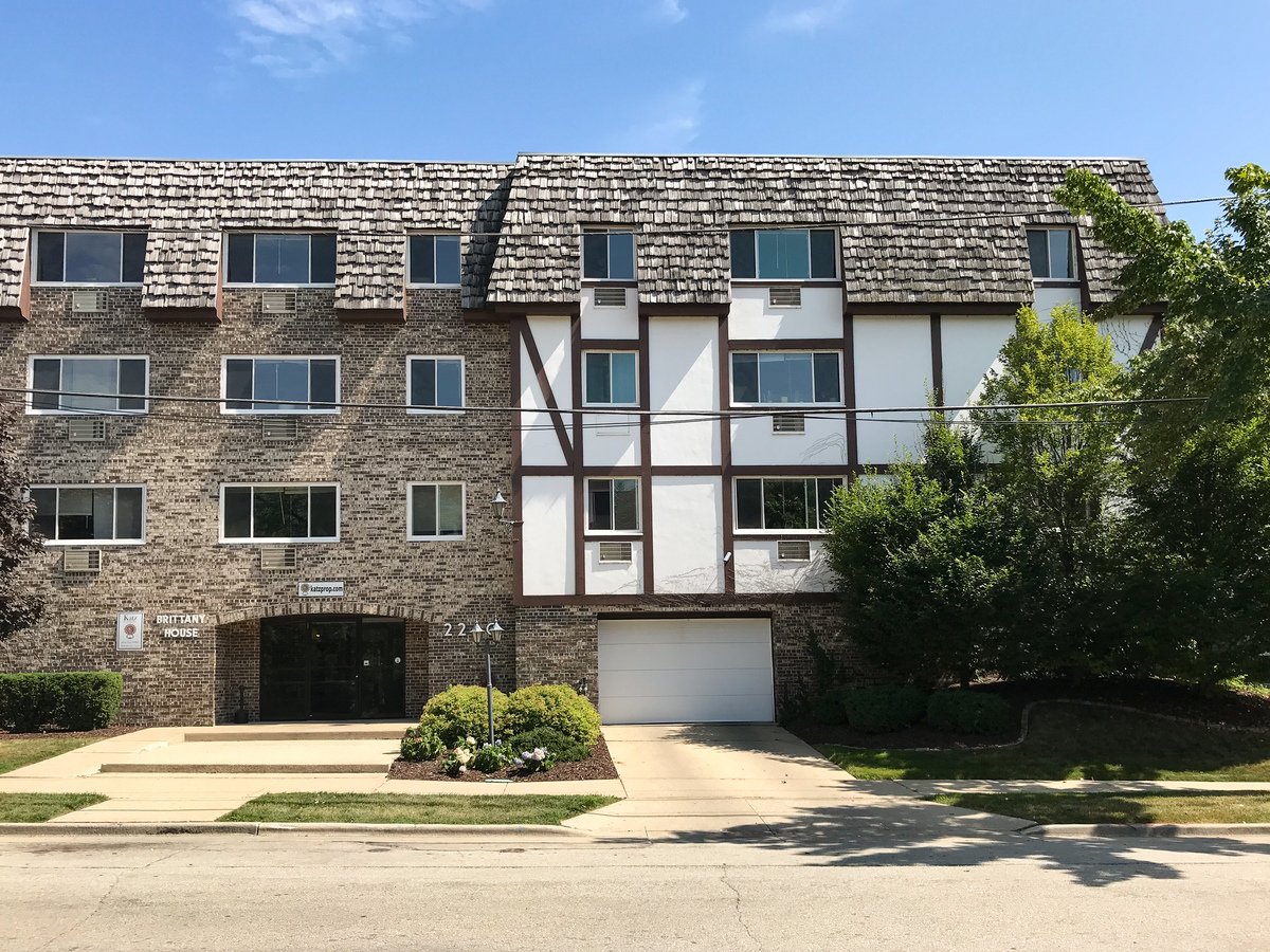 The Brittany House Apartments Milwaukee, WI