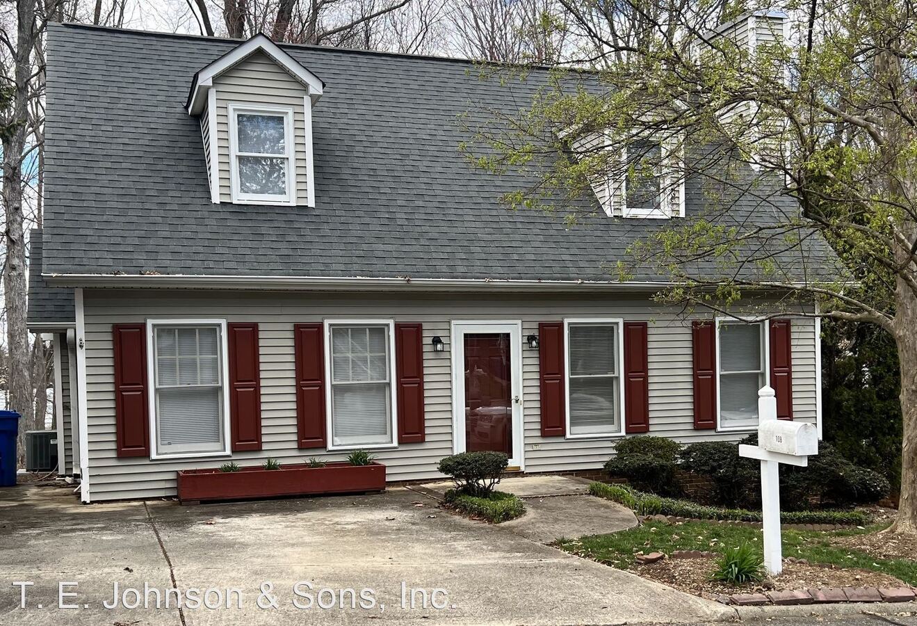 108 Edgedale Ct Kernersville, NC House for Rent Rentable