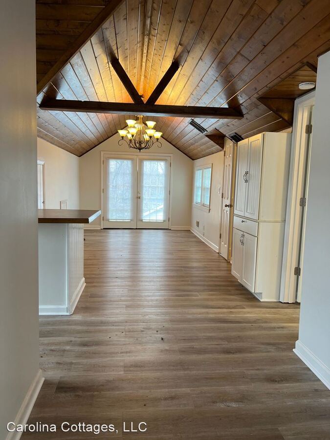 507 Fifth Ave Hendersonville, NC Apartment for Rent