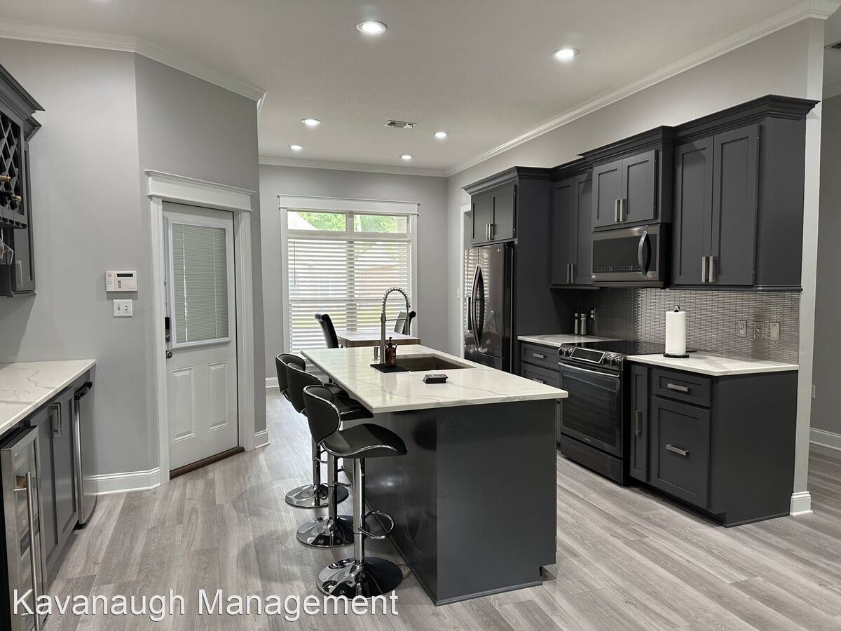 13 Cottage Park Hattiesburg, MS House for Rent Rentable