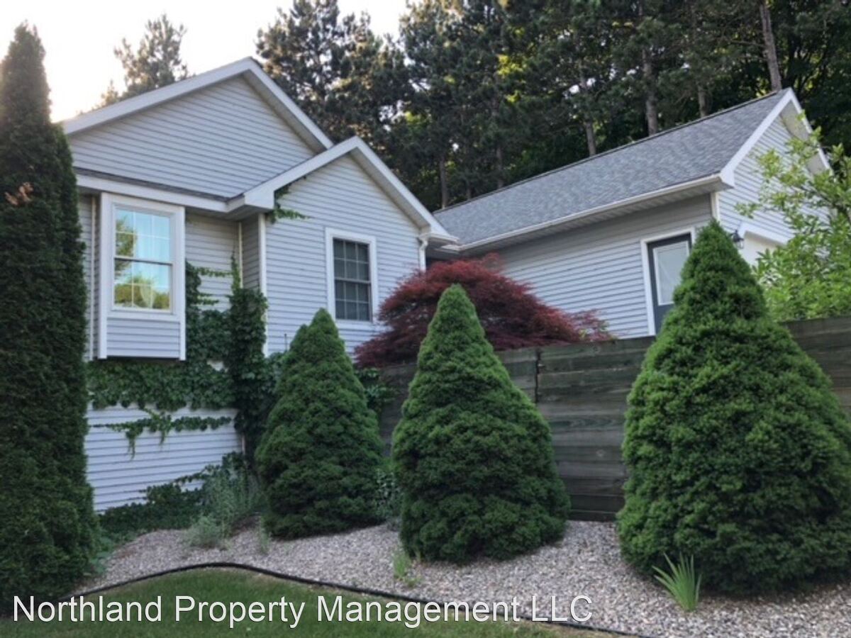 472 Eden St Kingsley, MI House for Rent Rentable