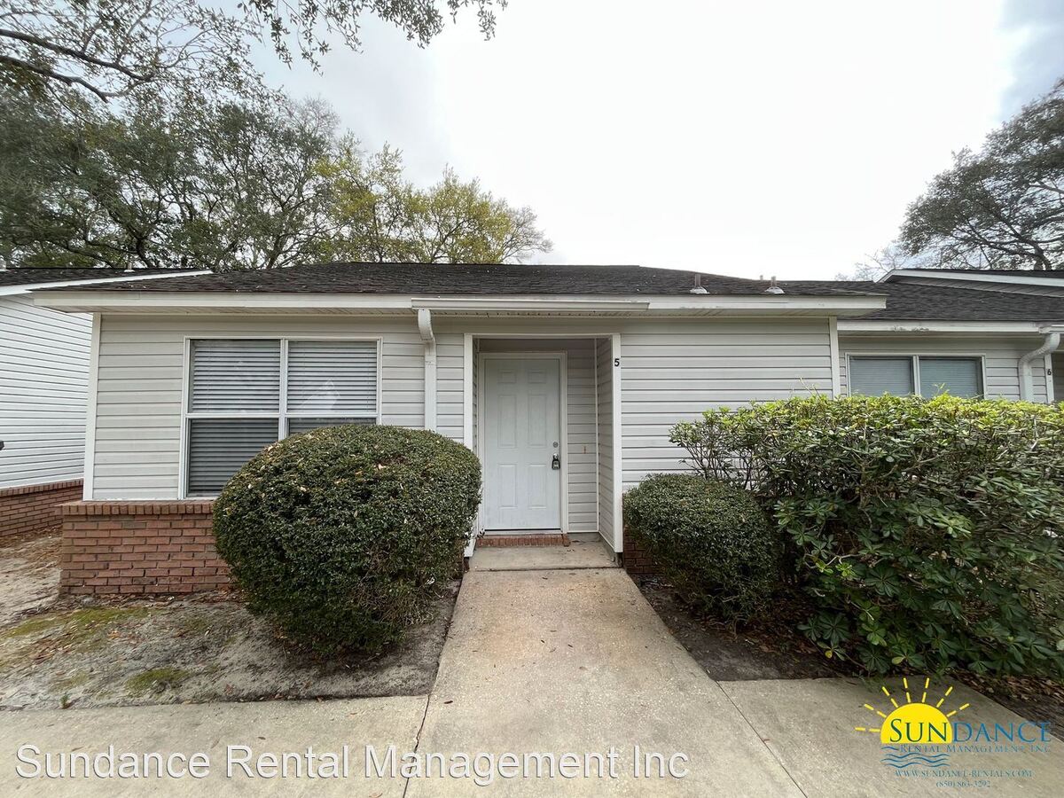 1765 Hopper St Apt 5 Niceville, FL House for Rent Rentable