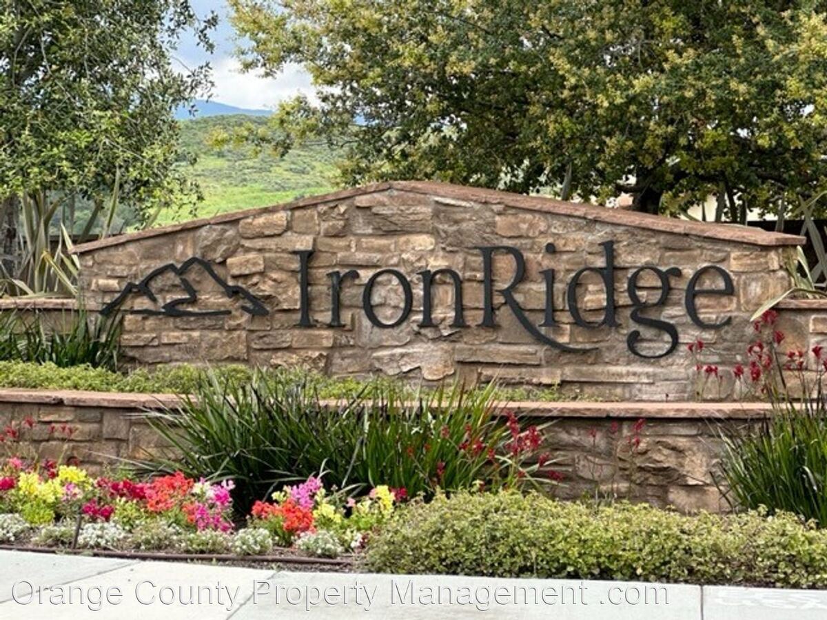 606 White Oaks Lake Forest, CA House for Rent Rentable