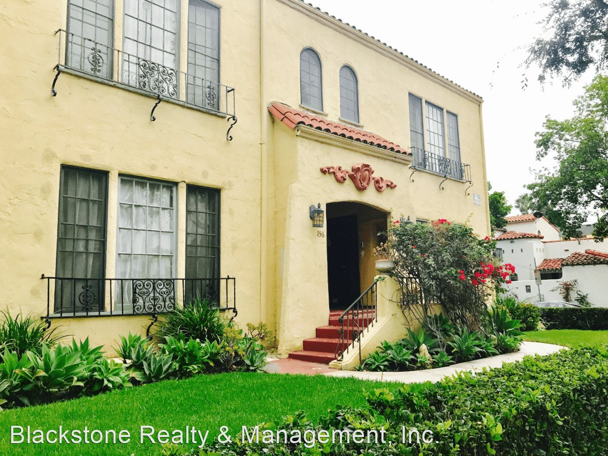 156 S Crescent Dr Beverly Hills, CA Apartment for Rent