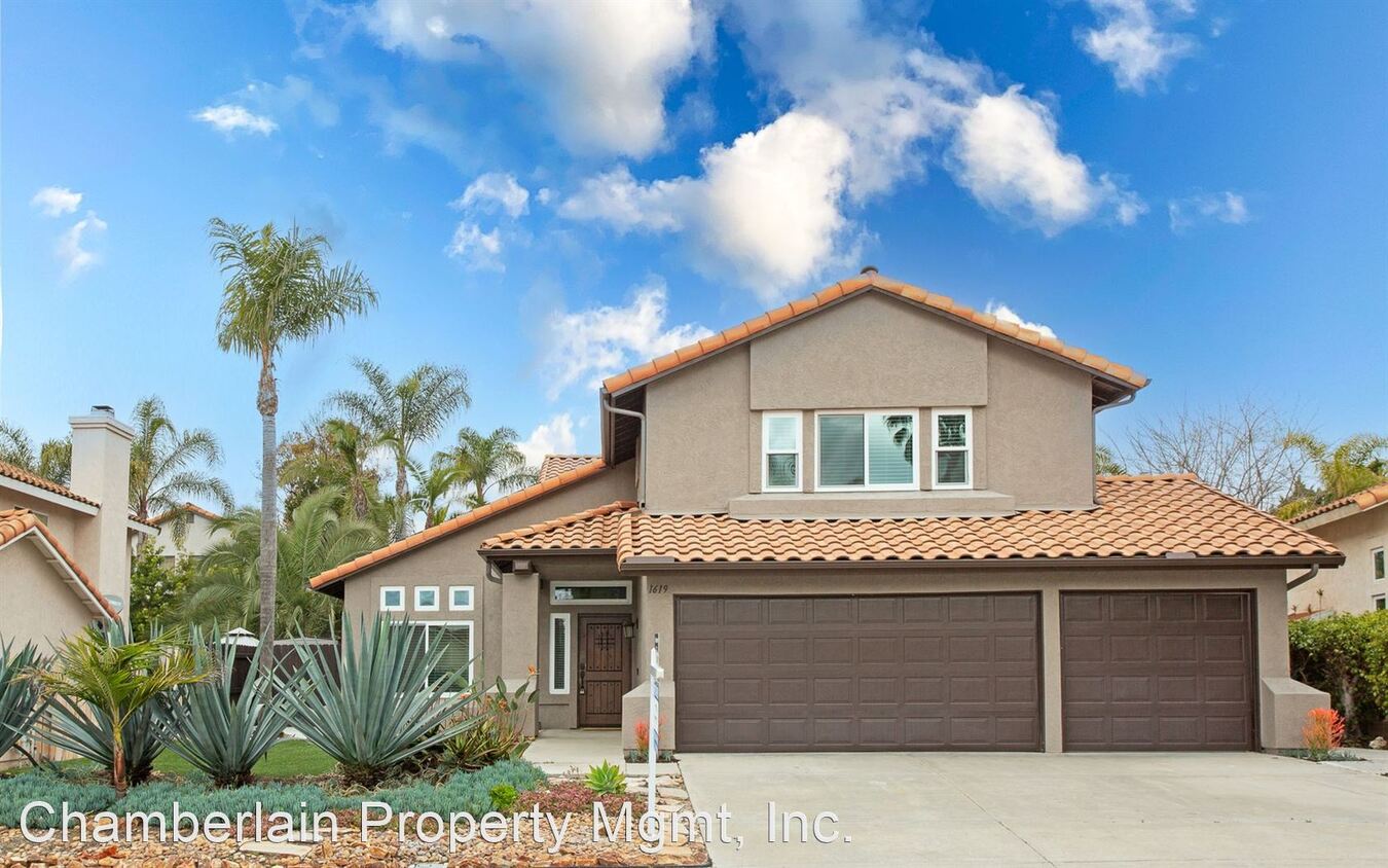 1619 Corte Verano Oceanside, CA House for Rent Rentable