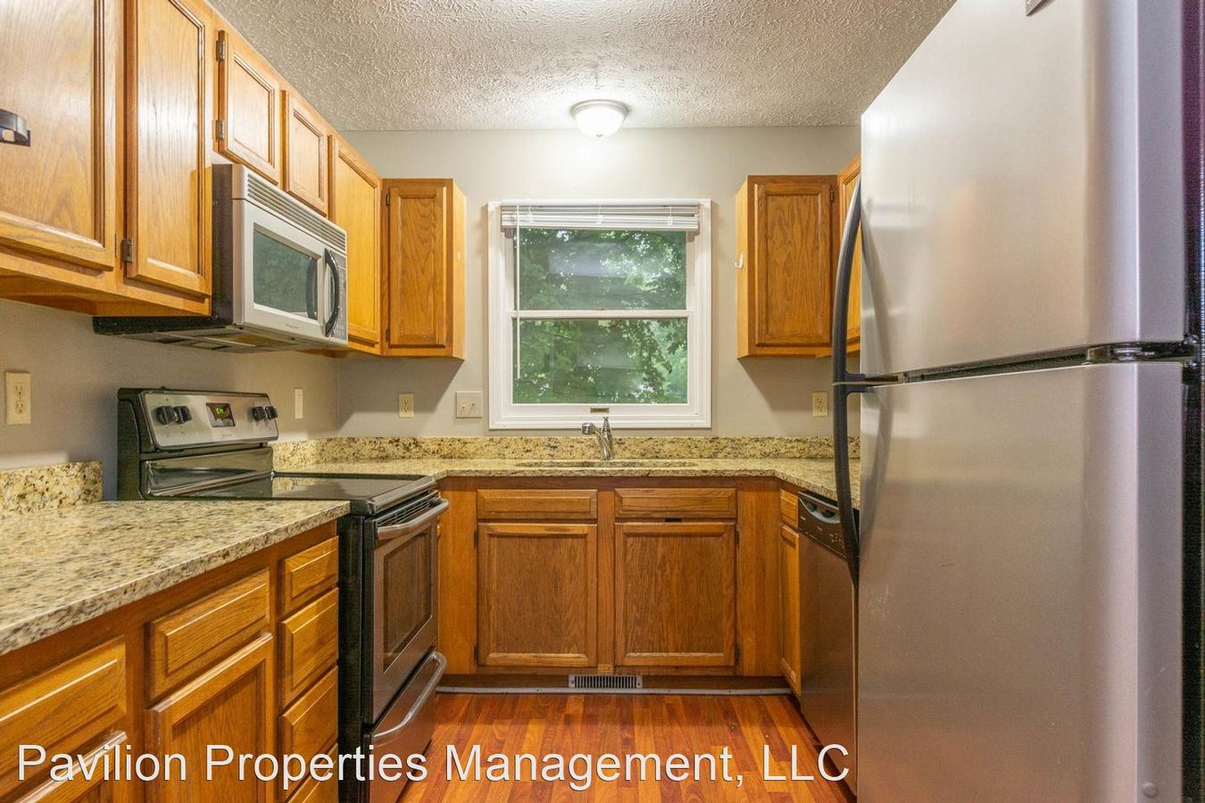 1724 East Hillside Bloomington, IN Apartment for Rent