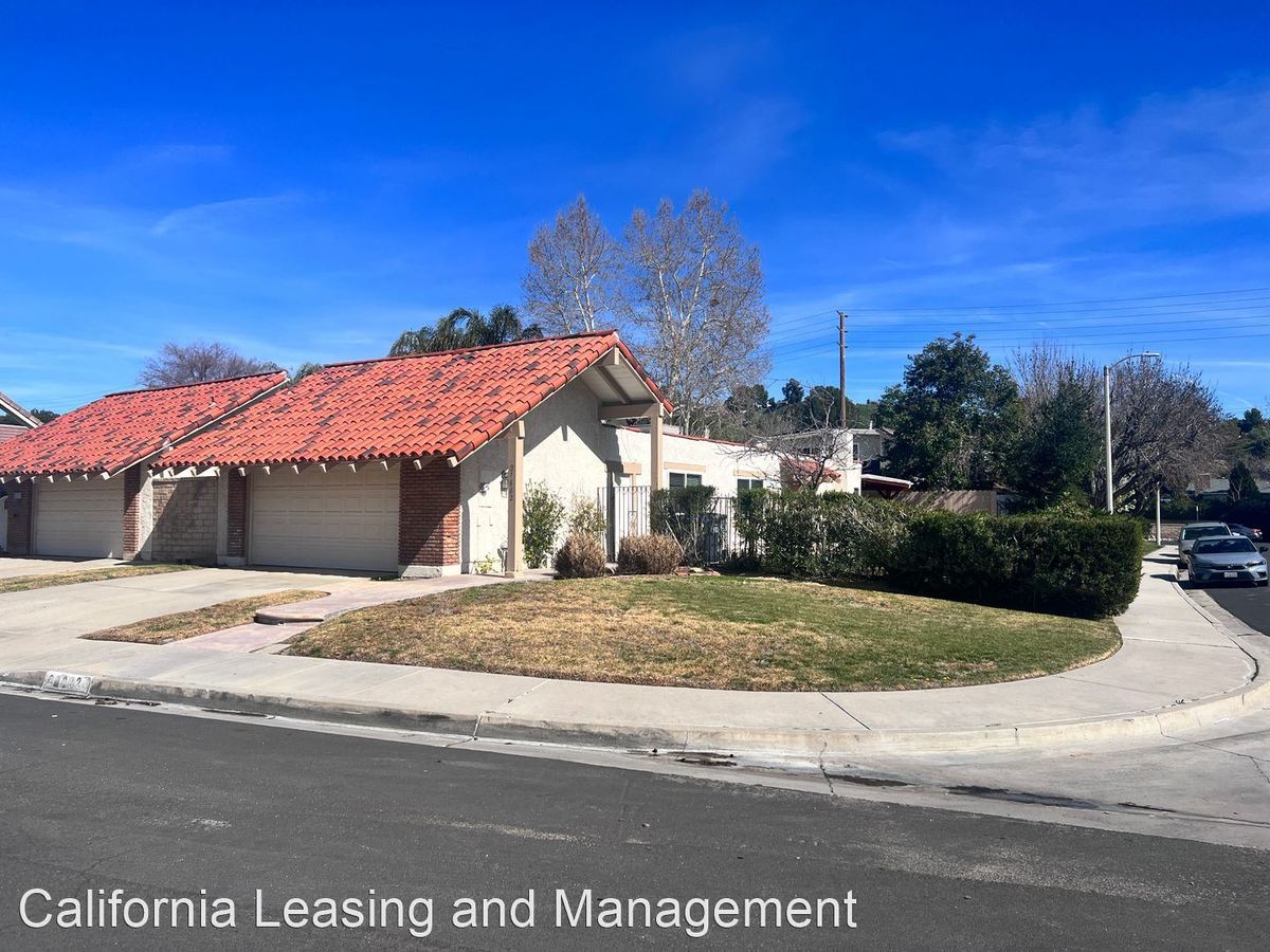 27002 Rio Prado Dr Valencia, CA House for Rent Rentable