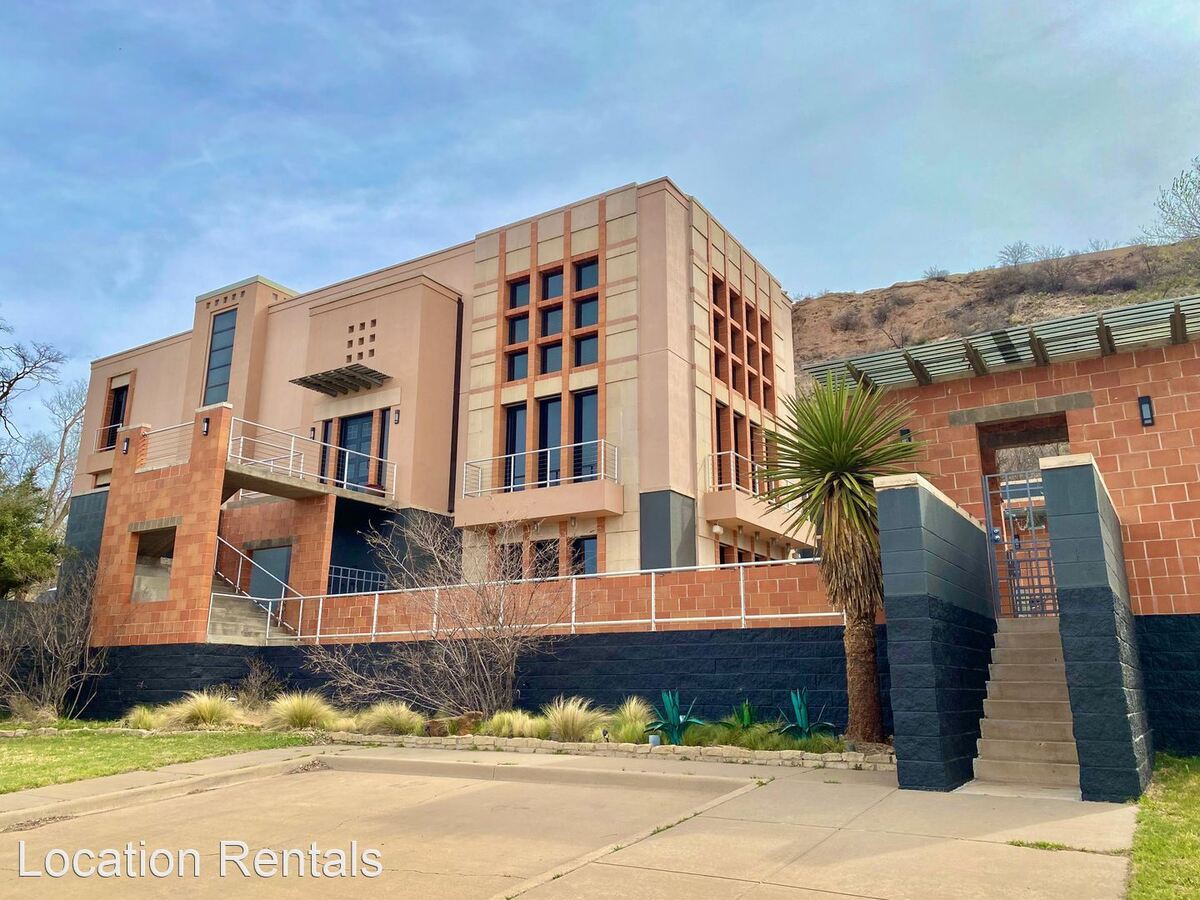 68 E Lakeshore Dr Ransom Canyon, TX House for Rent Rentable