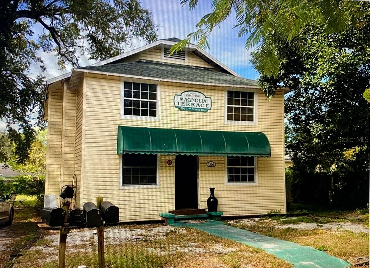 Magnolia Terrace Apartments 1306 17th St W Bradenton, FL