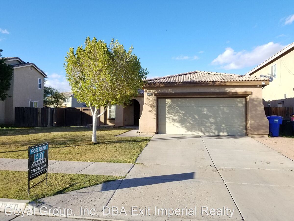 1250 Meadowview Ave El Centro, CA House for Rent Rentable