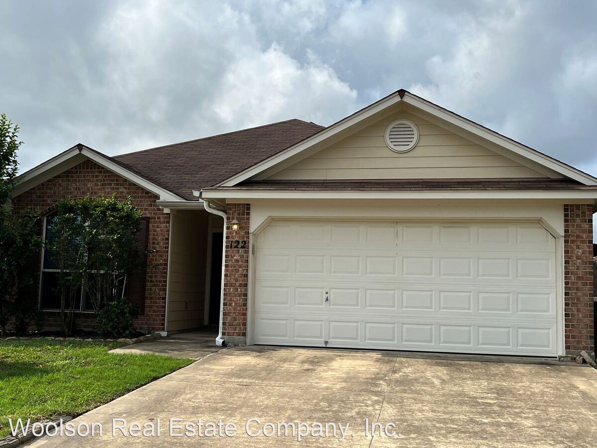 122 Riata Victoria, TX House for Rent Rentable