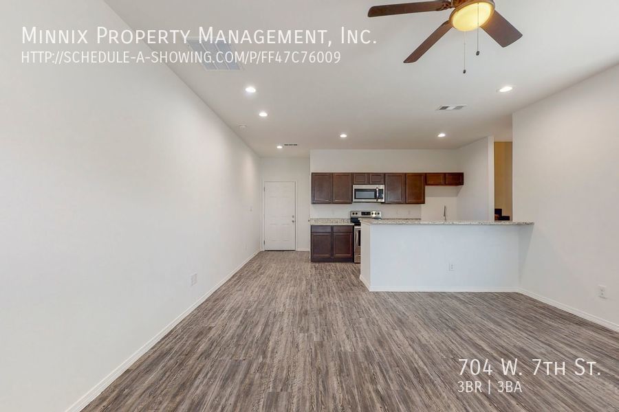 704 W 7Th St Odessa, TX House for Rent Rentable