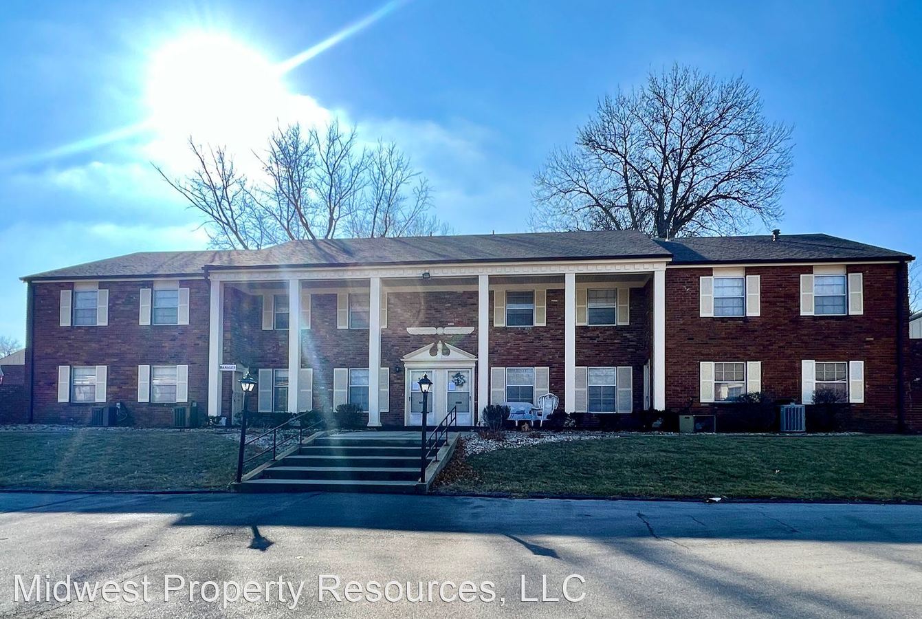 941955 NW Colburn Rd Lees Summit, MO Apartment for Rent