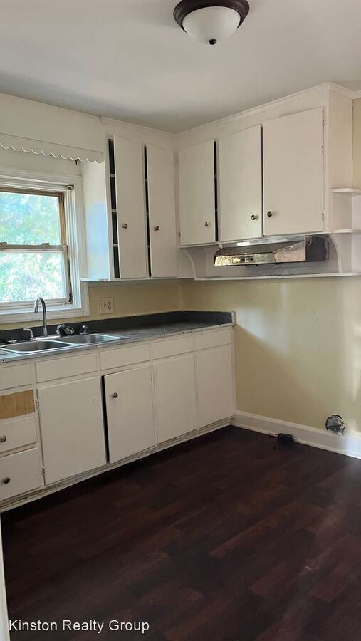 202 N Rochelle Blvd Kinston, NC House for Rent Rentable