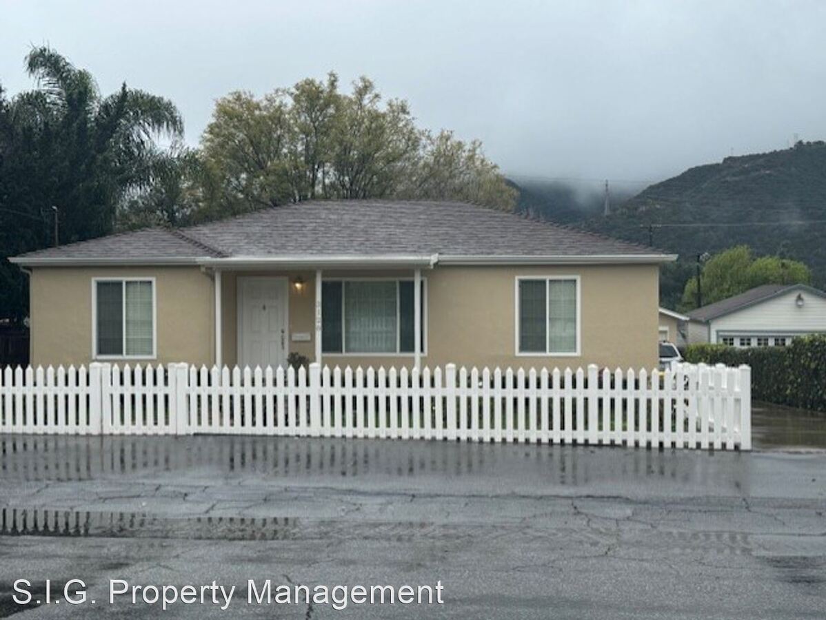 3128 Altura Ave La Crescenta, CA House for Rent Rentable