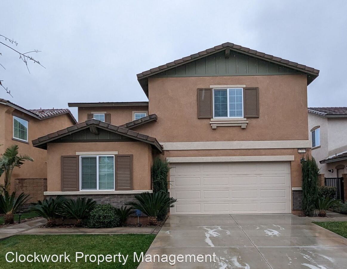 17019 Montgomery Ave Fontana, CA House for Rent Rentable