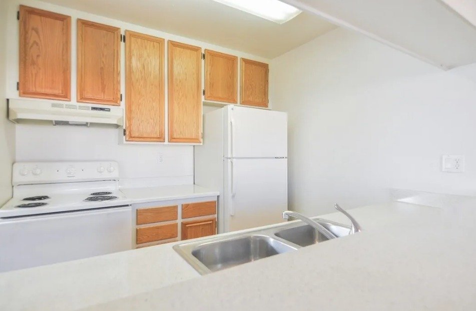 Woodman Village Apartments San Diego, CA Rentable