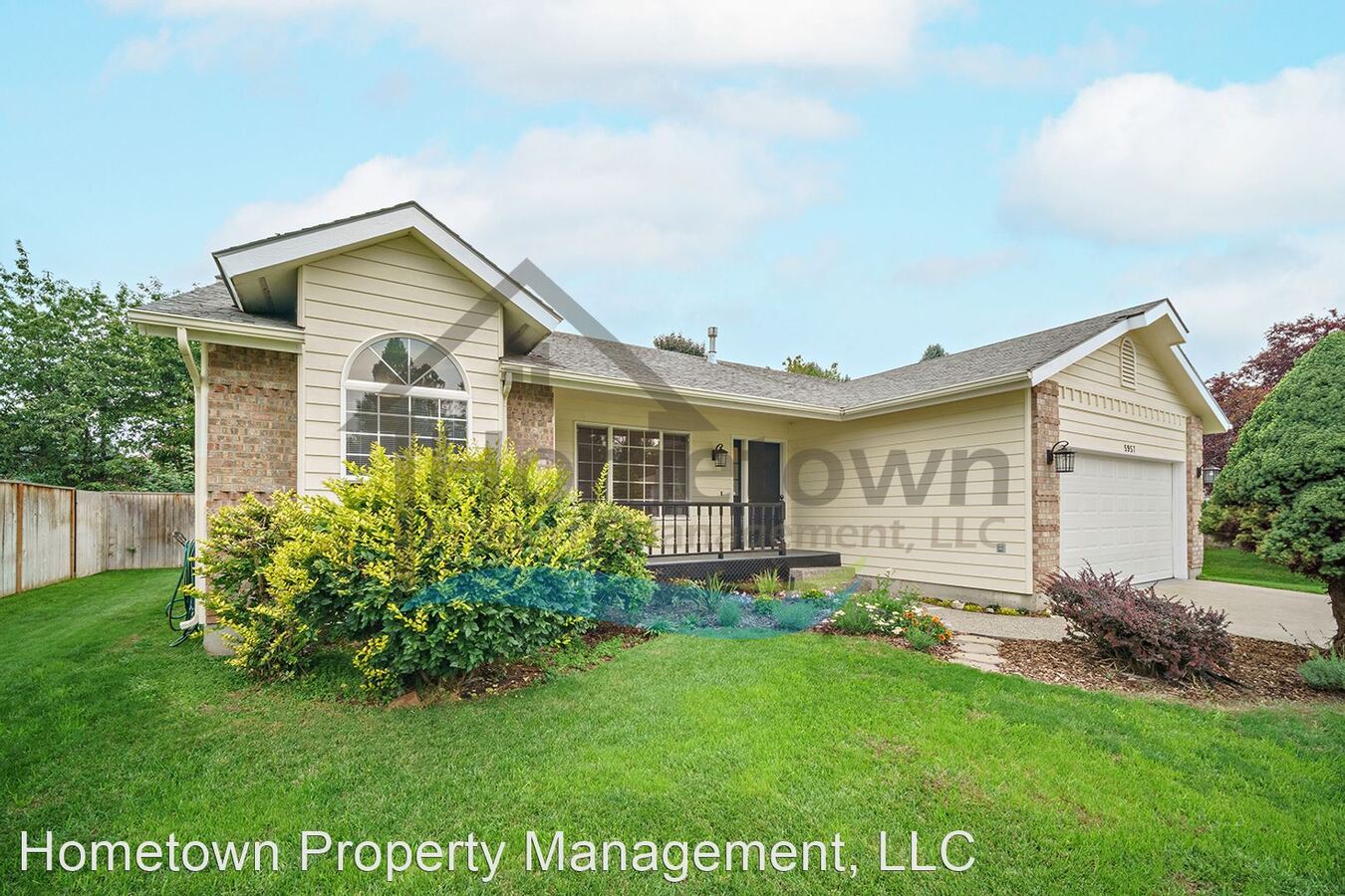 5957 N Isabella Ct Coeur Dalene, ID House for Rent Rentable