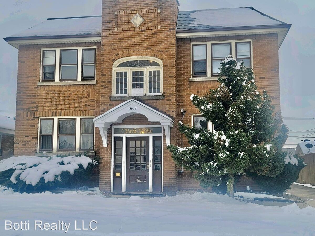 1609 17Th Ave Rockford, IL Apartment for Rent Rentable