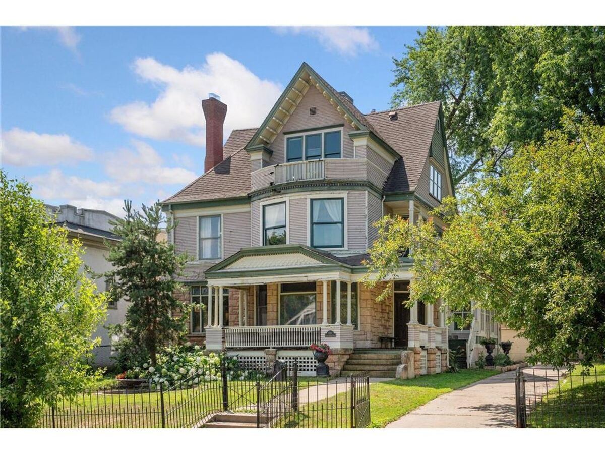 1911 W Laurel Ave Minneapolis, MN House for Rent Rentable