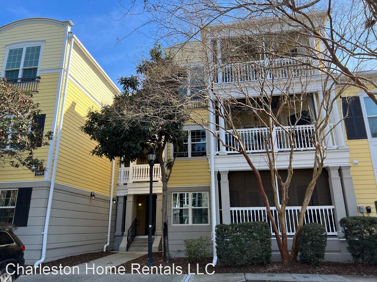 2 Bedroom 2 Bath Renovated Condo At Mira Vista Apartments