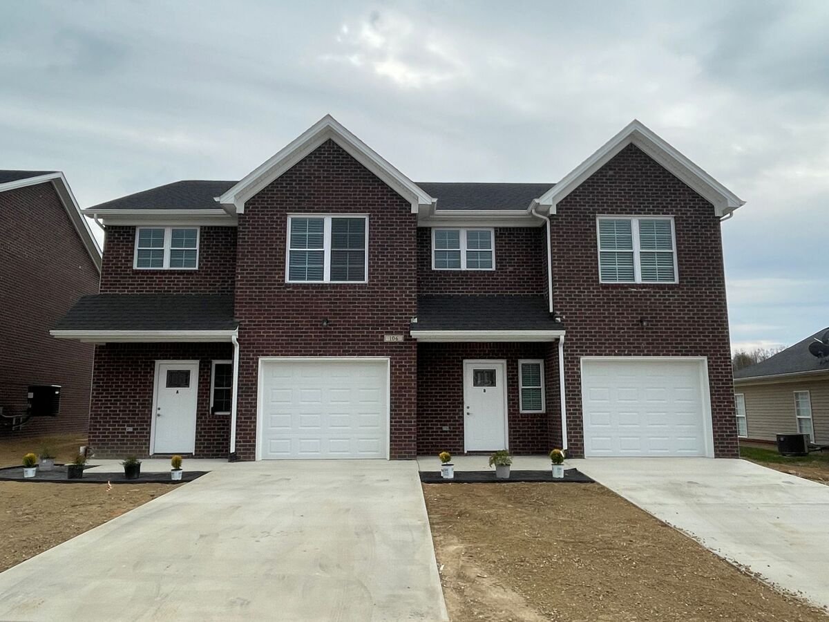 Keeneland Duplexes Apartments Elizabethtown, KY Rentable