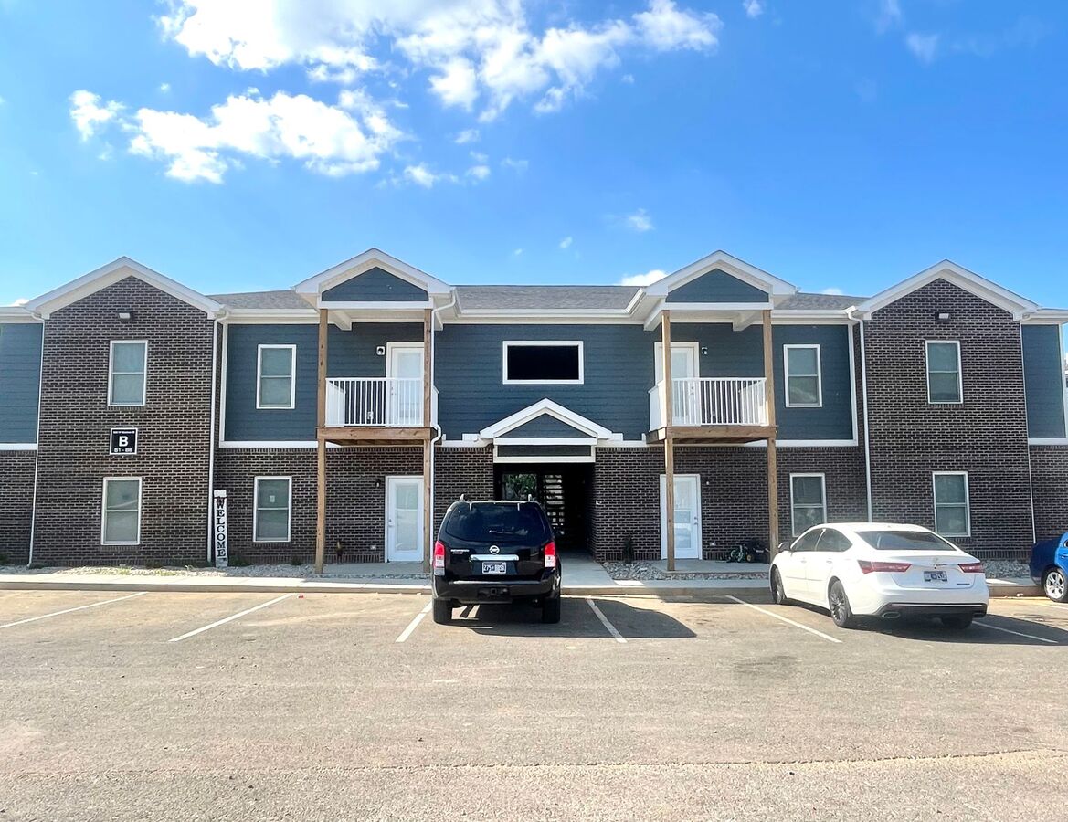 Franklin Oaks Apartments 965 W Madison St Franklin, KY