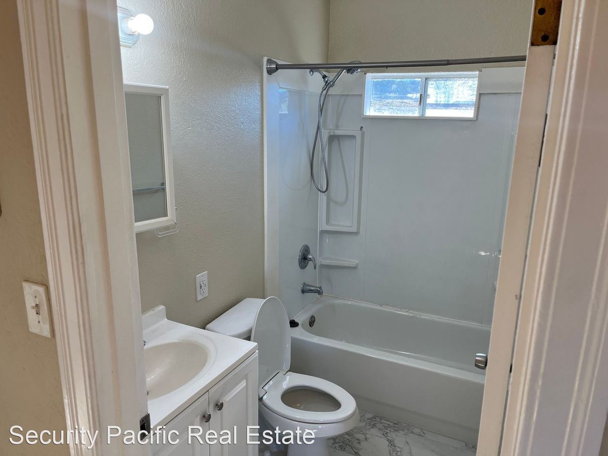 143 Ladera Dr Vallejo, CA House for Rent Rentable