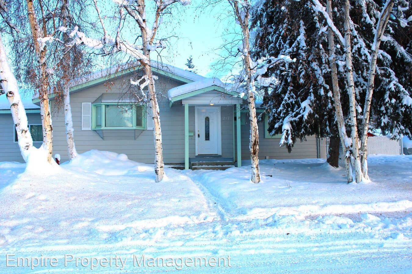 217 Bentley Dr Fairbanks, AK House for Rent Rentable