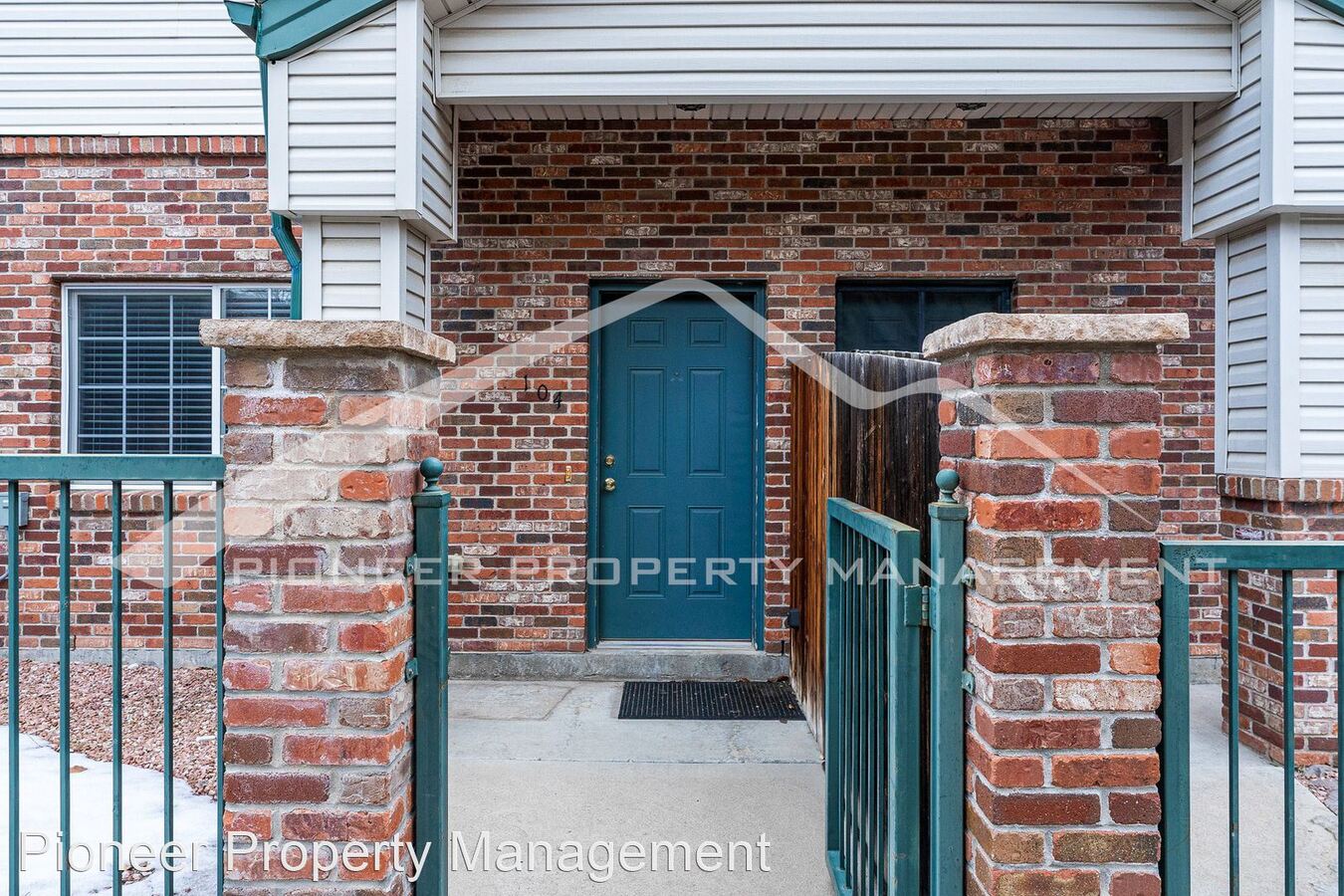 878 S Kalispell Cir 104 Aurora, CO House for Rent Rentable