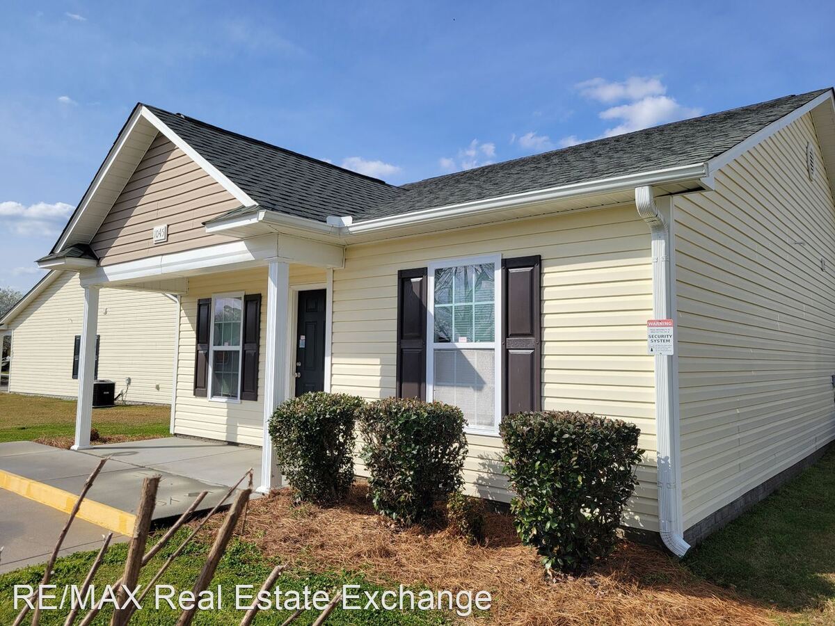 1045 Furman Dr Lumberton, NC House for Rent Rentable