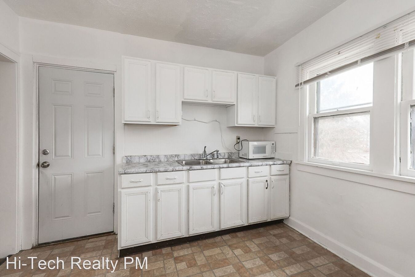 3333 Desota Ave Cleveland Hts, OH Apartment for Rent