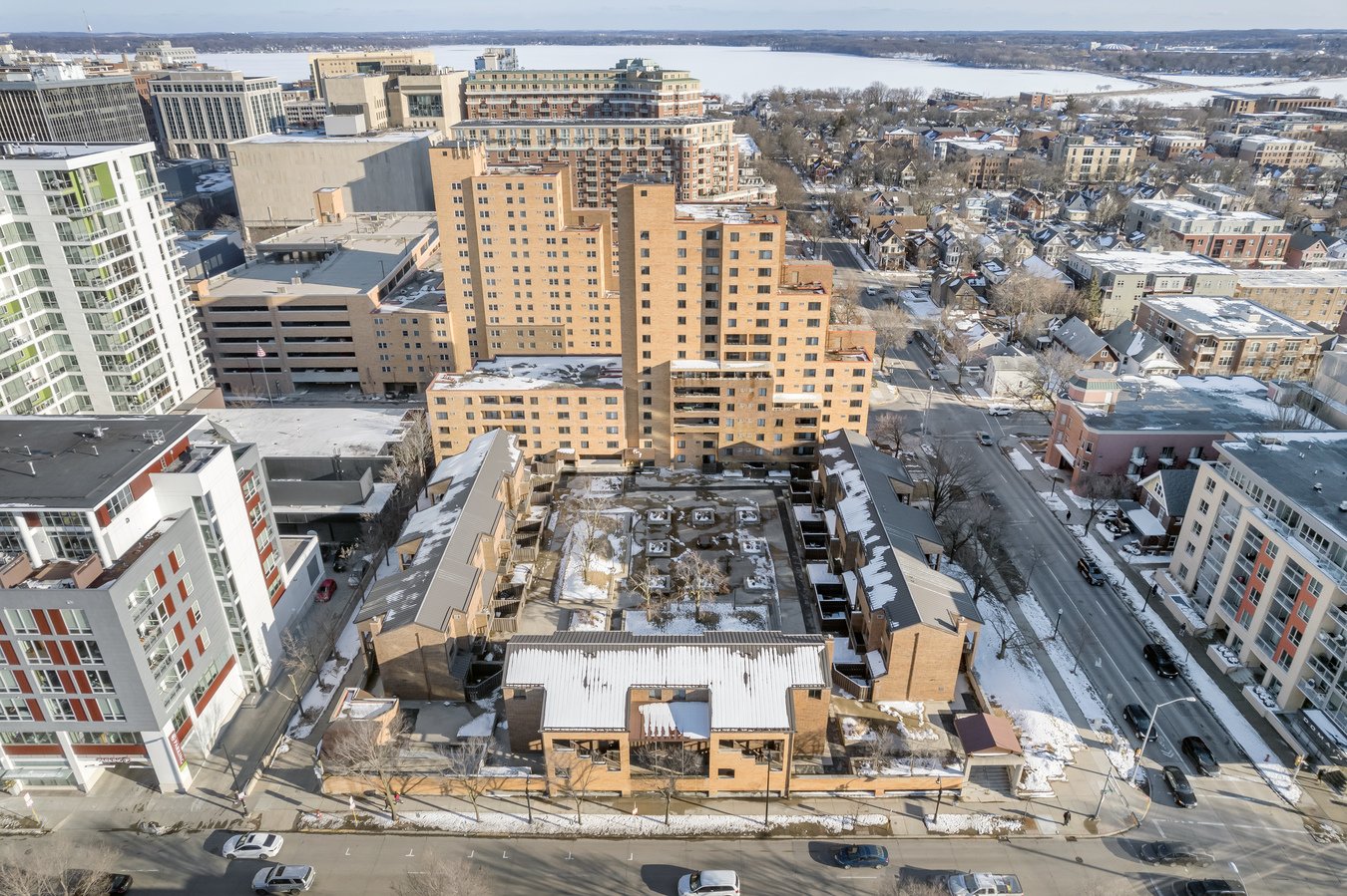 Capitol Centre Court Apartments Madison, WI