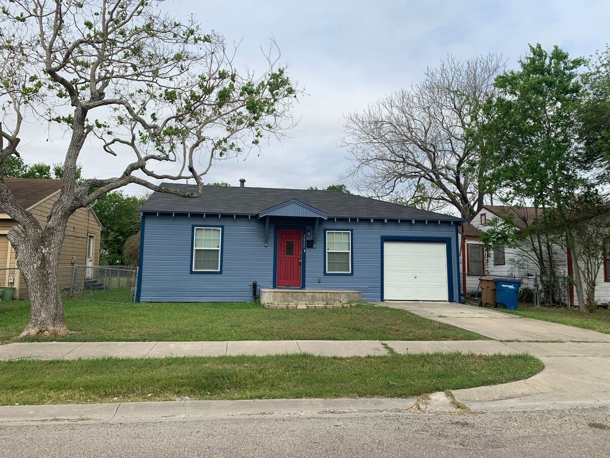 2825 Sarita St Corpus Christi, TX House for Rent Rentable