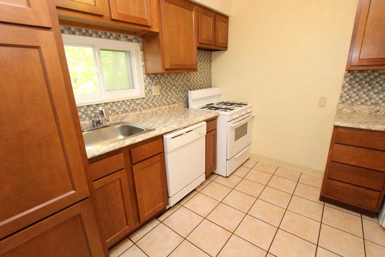 Fair Oaks Duplex Apartments Pittsburgh, PA Rentable