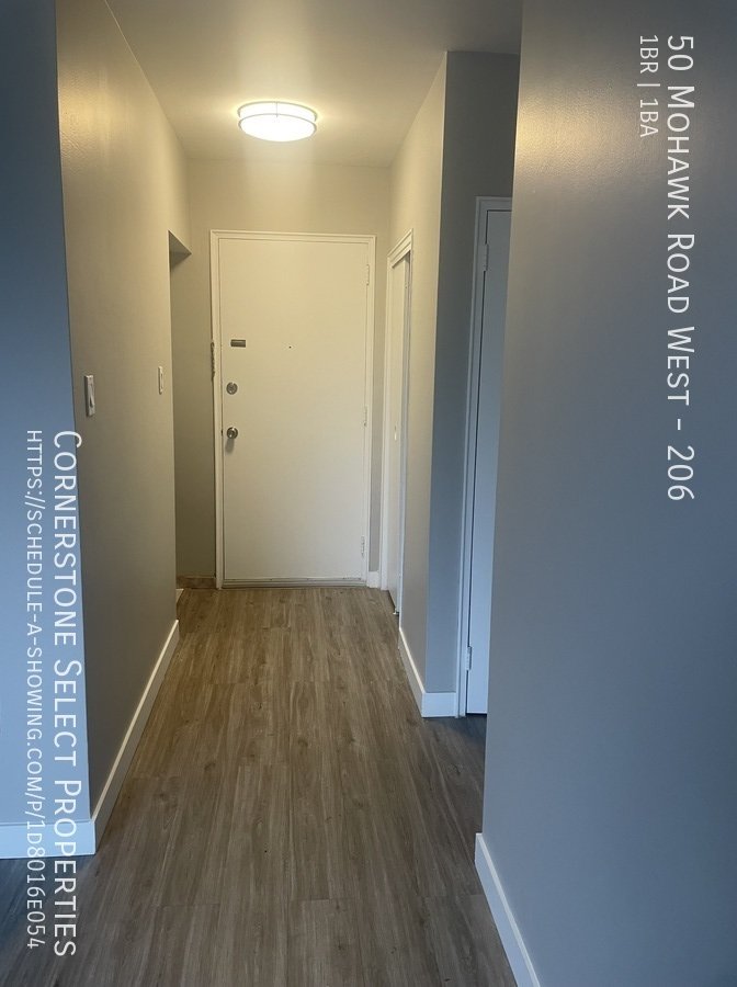 50 Mohawk Road West Hamilton, ON Apartment for Rent