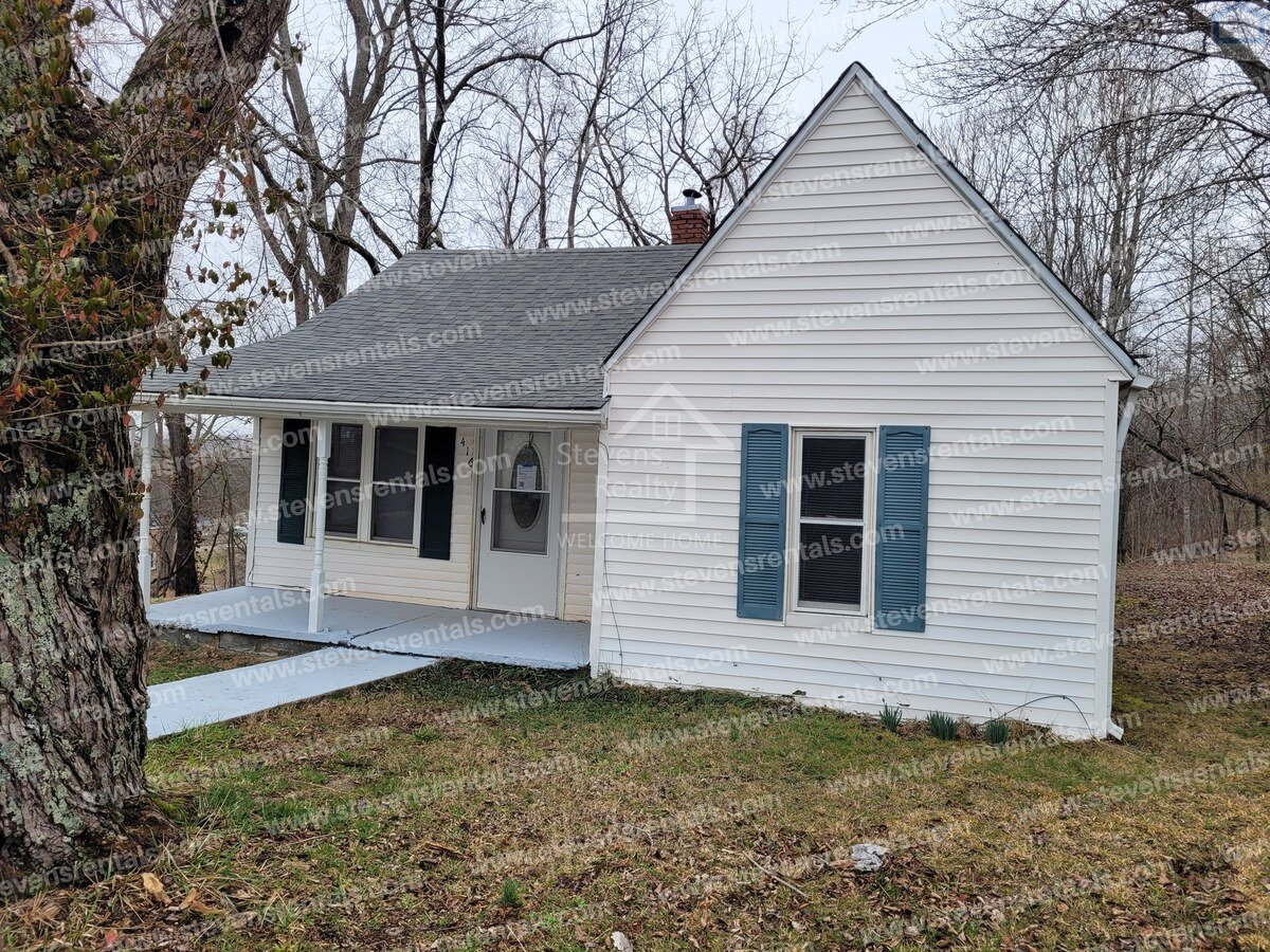 416 E Bronson St Sparta, TN House for Rent Rentable