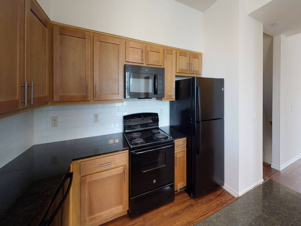 Villas on the Strand Apartments Galveston, TX Rentable