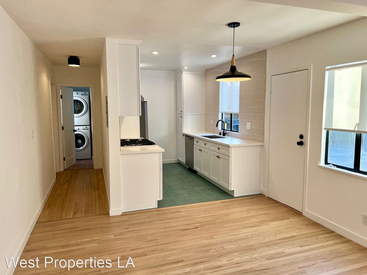 St Elmo Apartments 4900 St Elmo Dr Los Angeles, CA