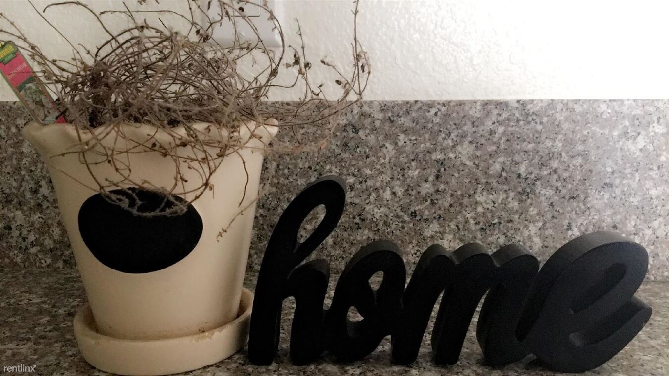 Pine Ridge Apartments Bakersfield, CA Rentable