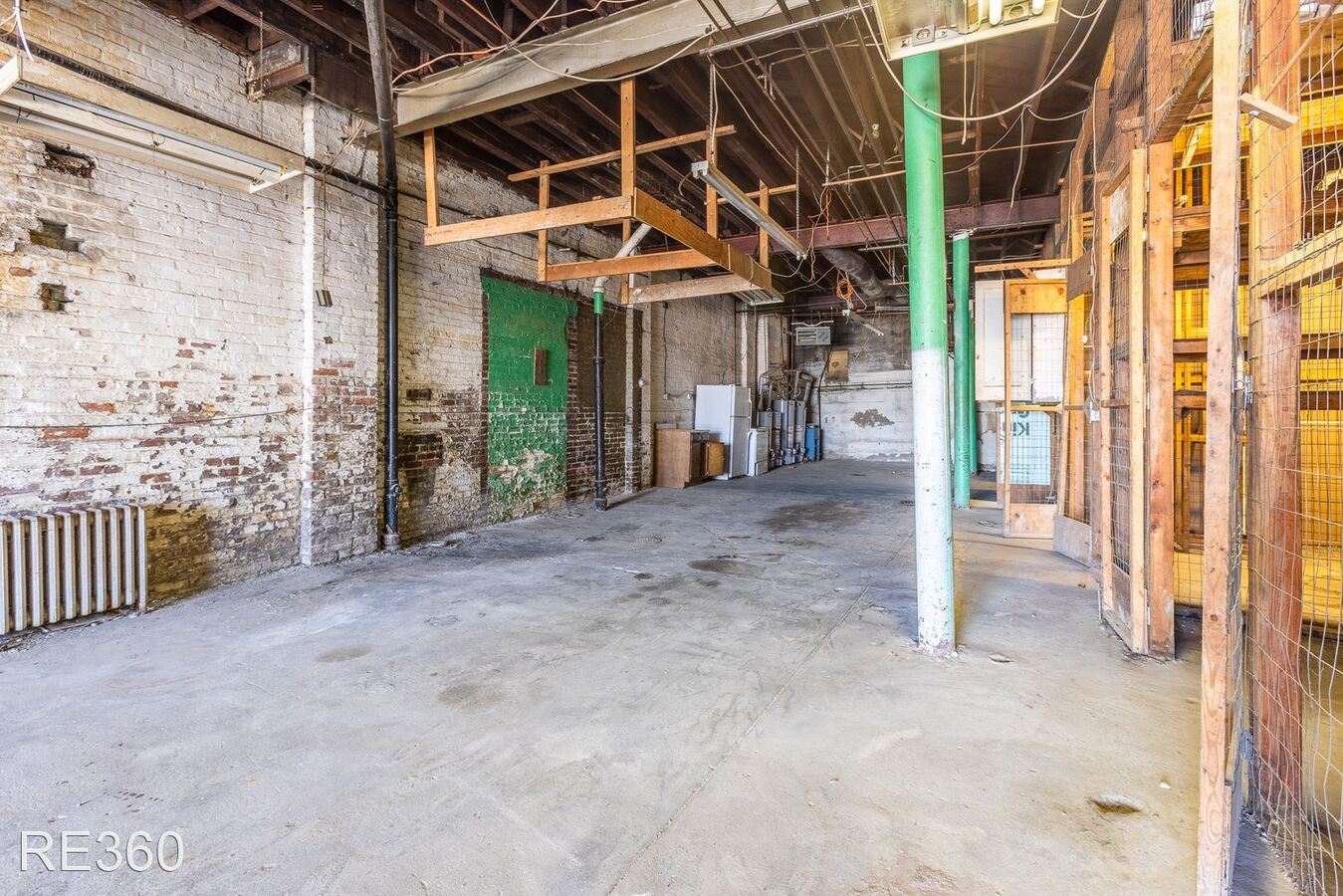 236 Brownsville Road Mt Pittsburgh, PA Apartment for Rent