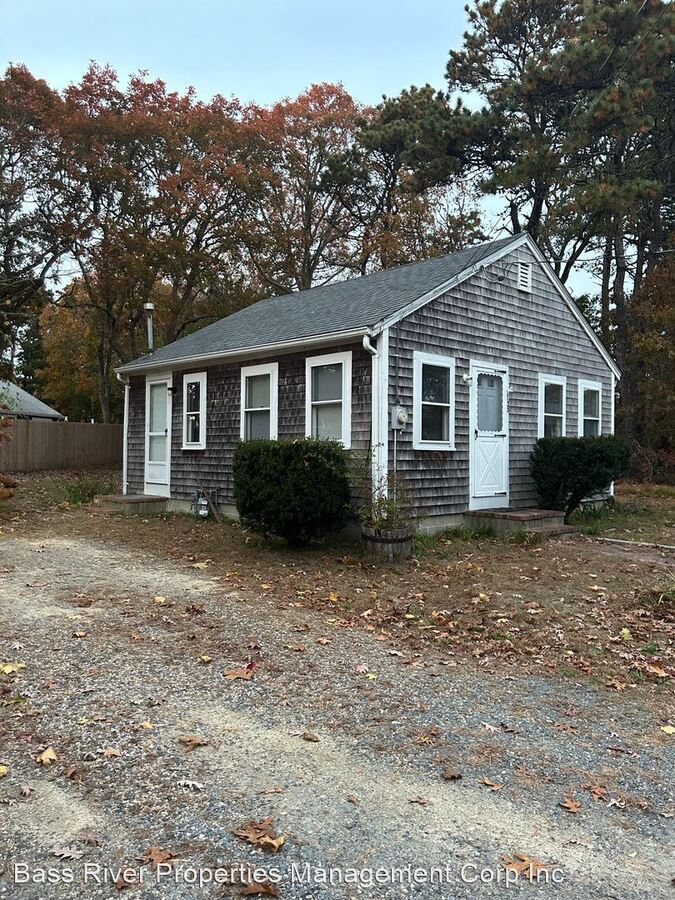 135 Swan Ave West Dennis, MA House for Rent Rentable