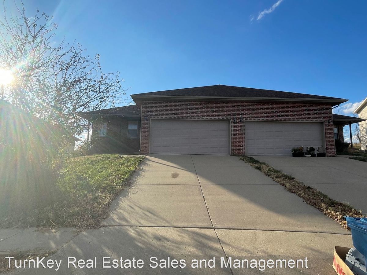 1117 N 26Th St Ozark, MO Apartment for Rent