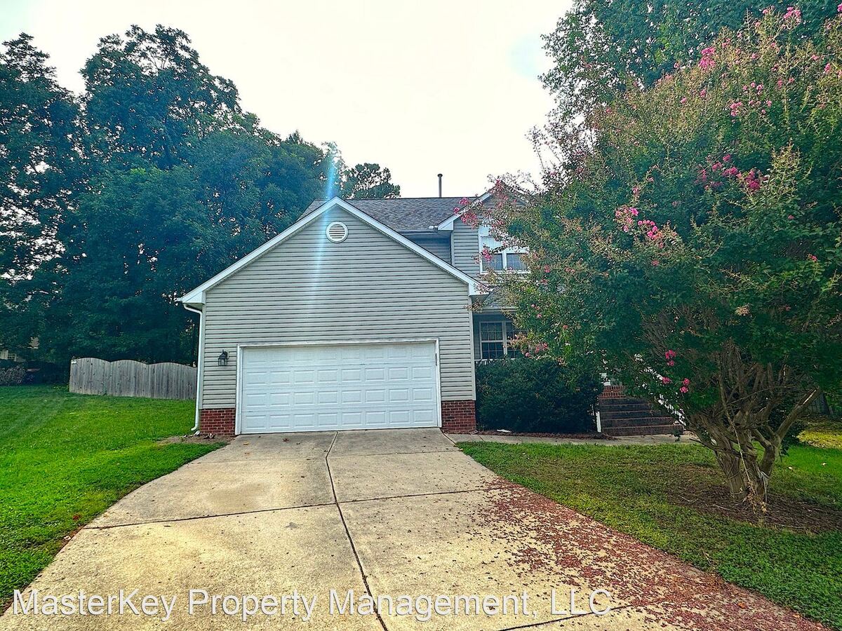 105 Grandtree Ct Cary, NC House for Rent Rentable