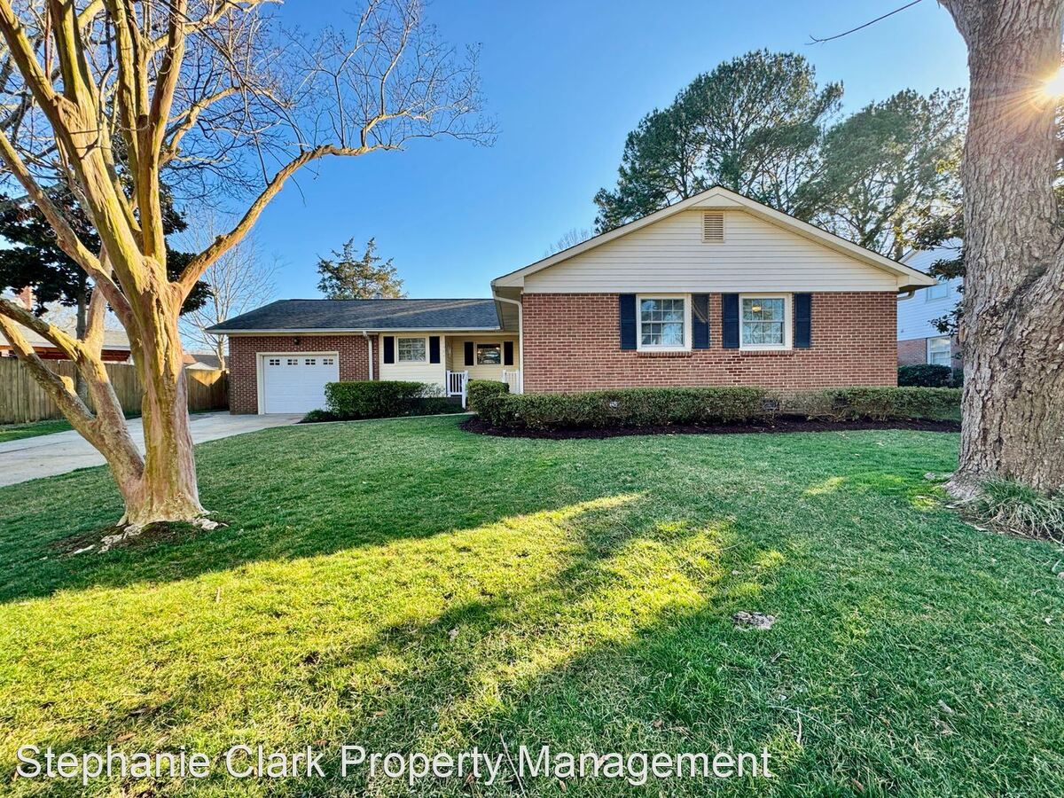 2305 Laurel Cove Dr Virginia Beach, VA House for Rent