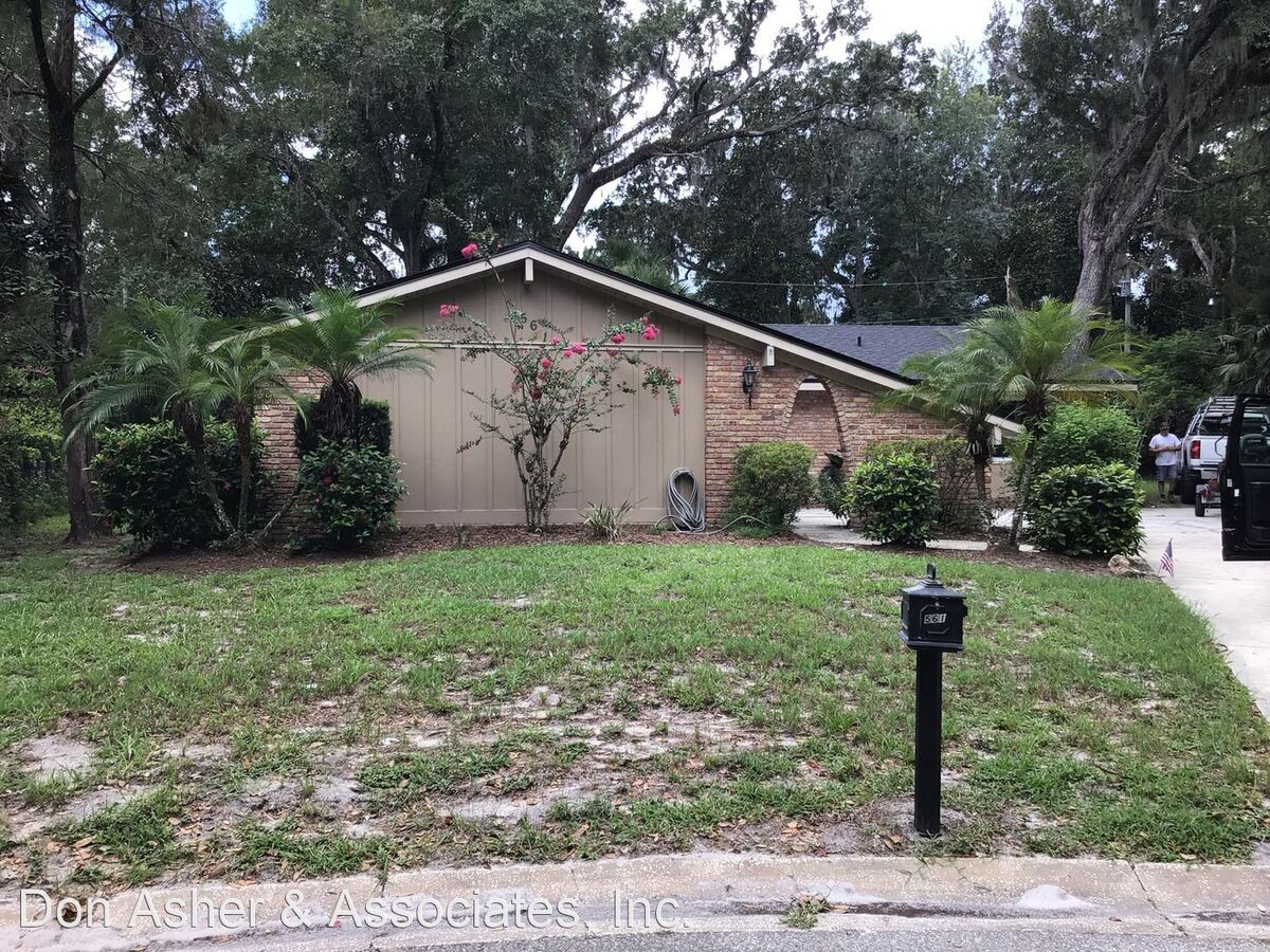 561 Palm Dr Oviedo, FL House for Rent Rentable