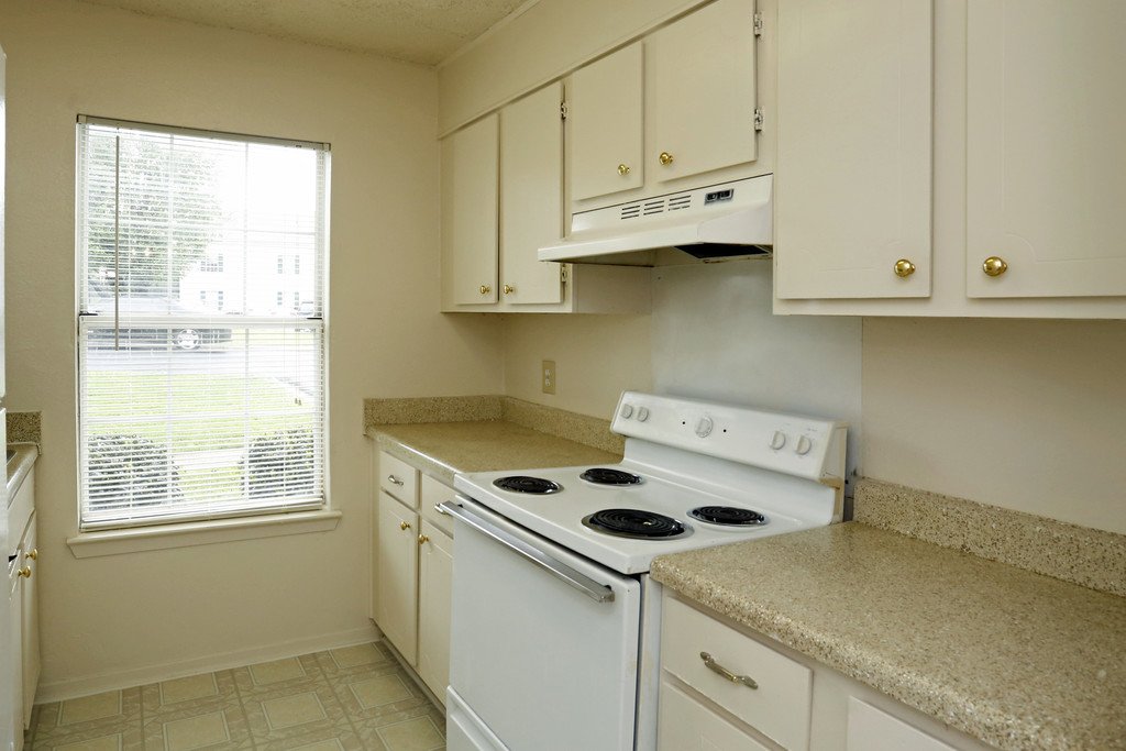 Windsor Park Apartments 5425 Clinton Blvd Jackson, MS