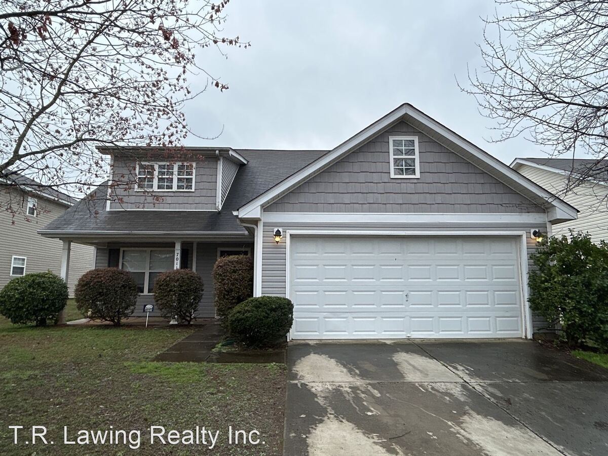 7011 Bullock Dr Charlotte, NC House for Rent Rentable