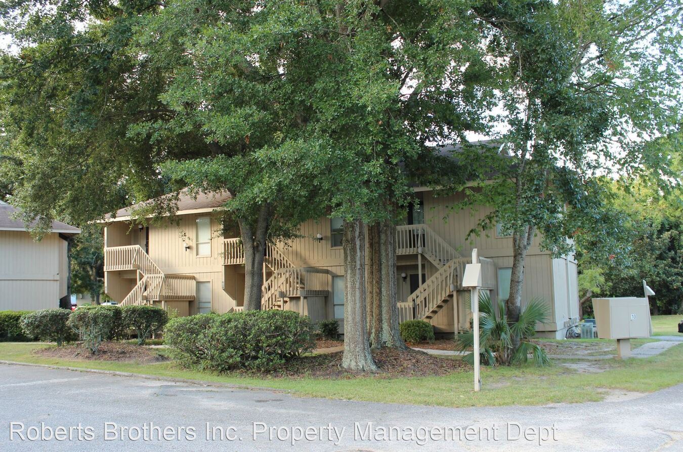 2027 Sea Cliff Dr Daphne, AL House for Rent Rentable